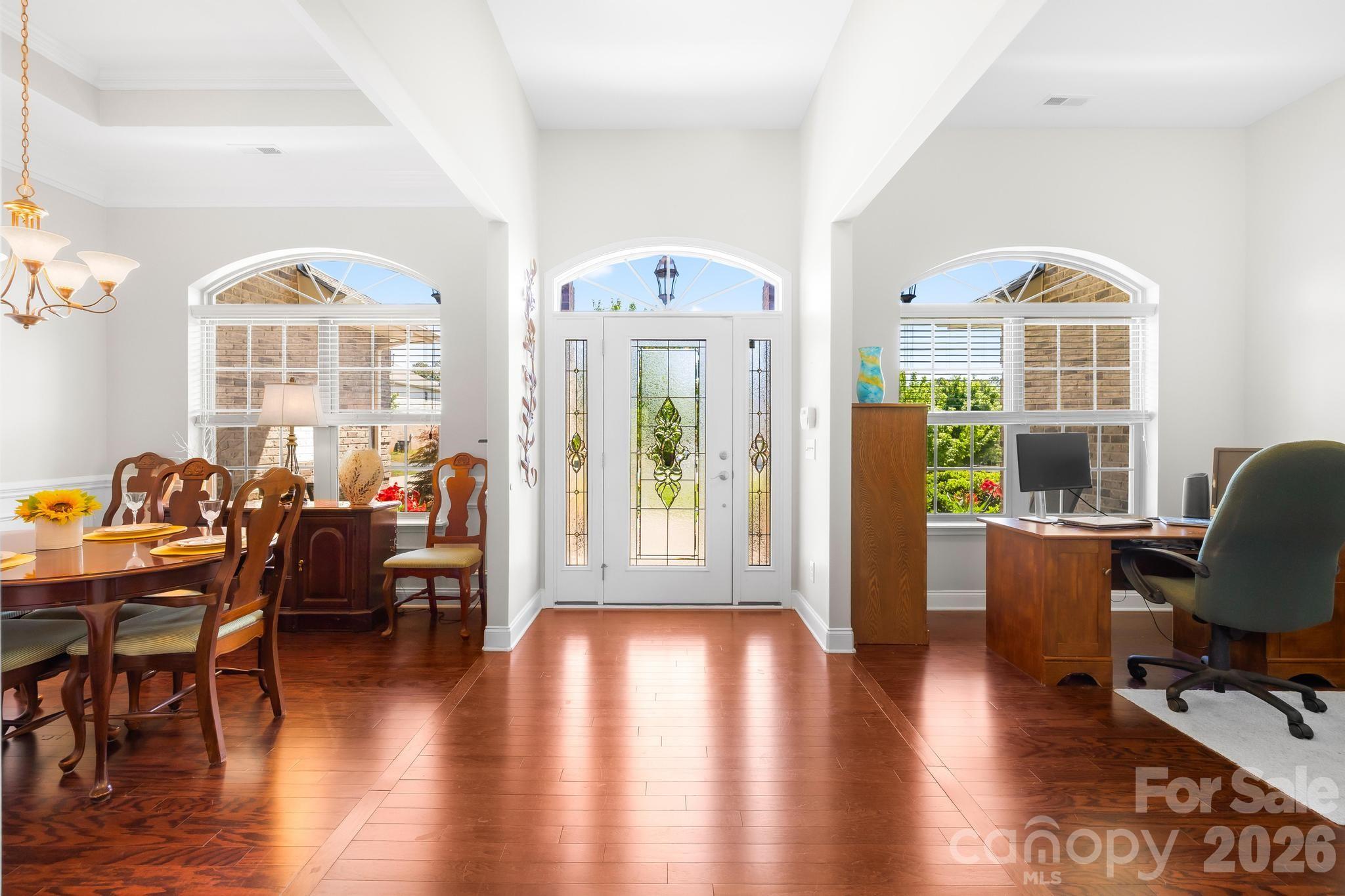 126 Tall Fern Loop