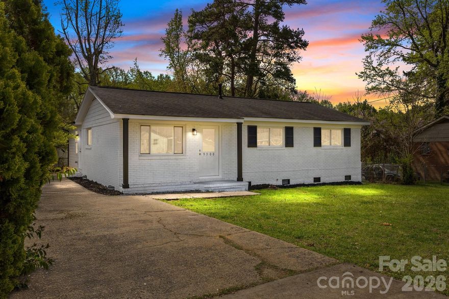 Location, location, location! Beautiful single-level ranch with hardwood floors, fresh paint, remodeled kitchen and bath, and new water heater. Spacious primary suite, open floorplan, and a large fenced backyard—perfect for entertaining and everyday enjoyment. Prime commuter location: under 2 miles to I-77 and about 15 minutes to Uptown Charlotte, the university, shopping, and groceries. Don’t miss this move-in ready gem!