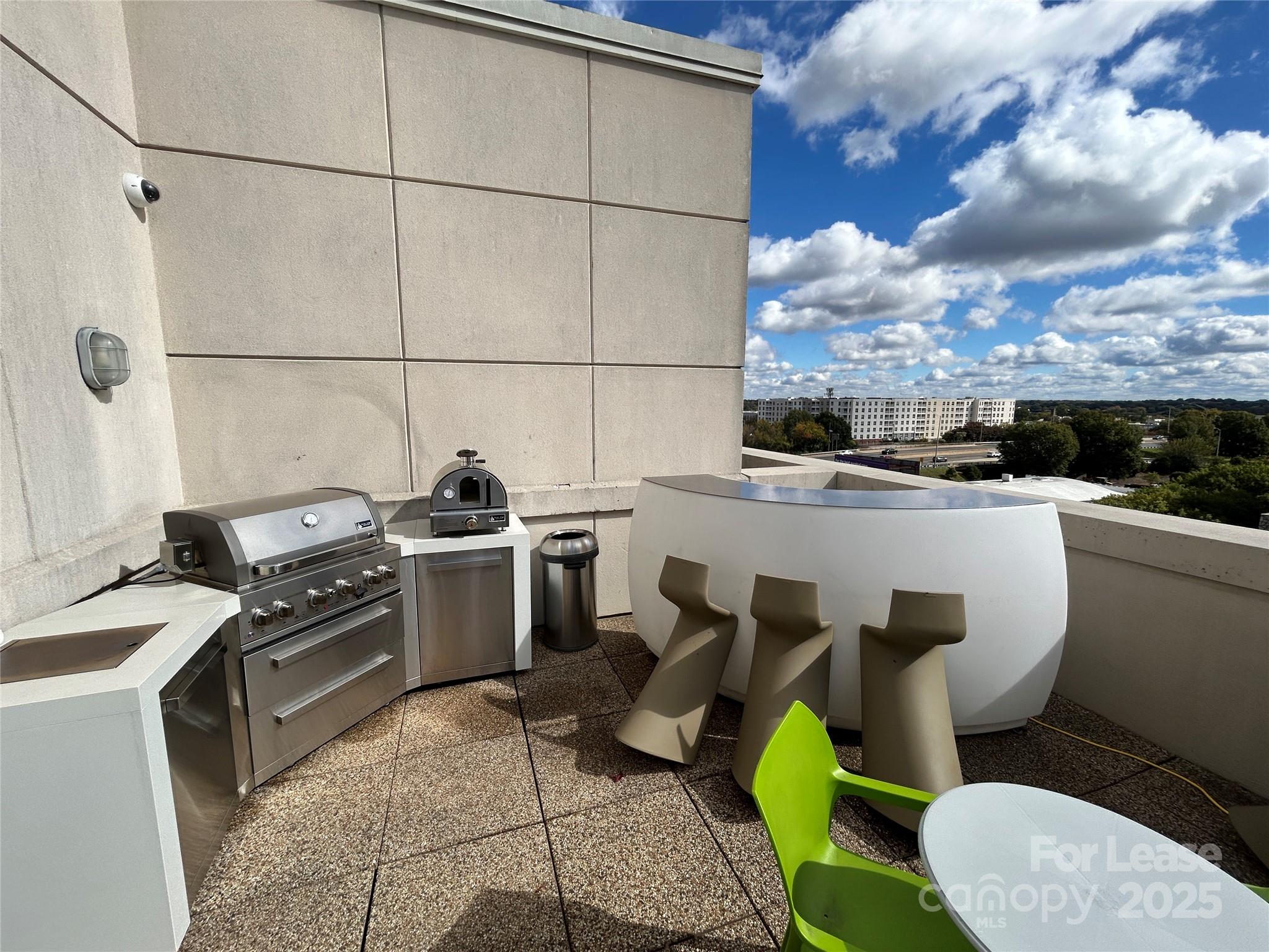 715 North Church Street - Residential Lease