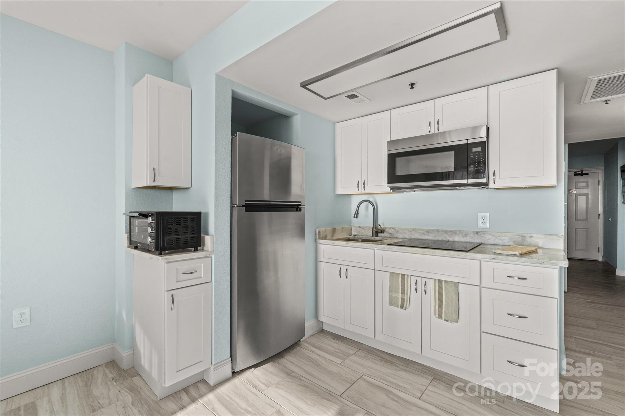 2310 N Ocean Boulevard 202