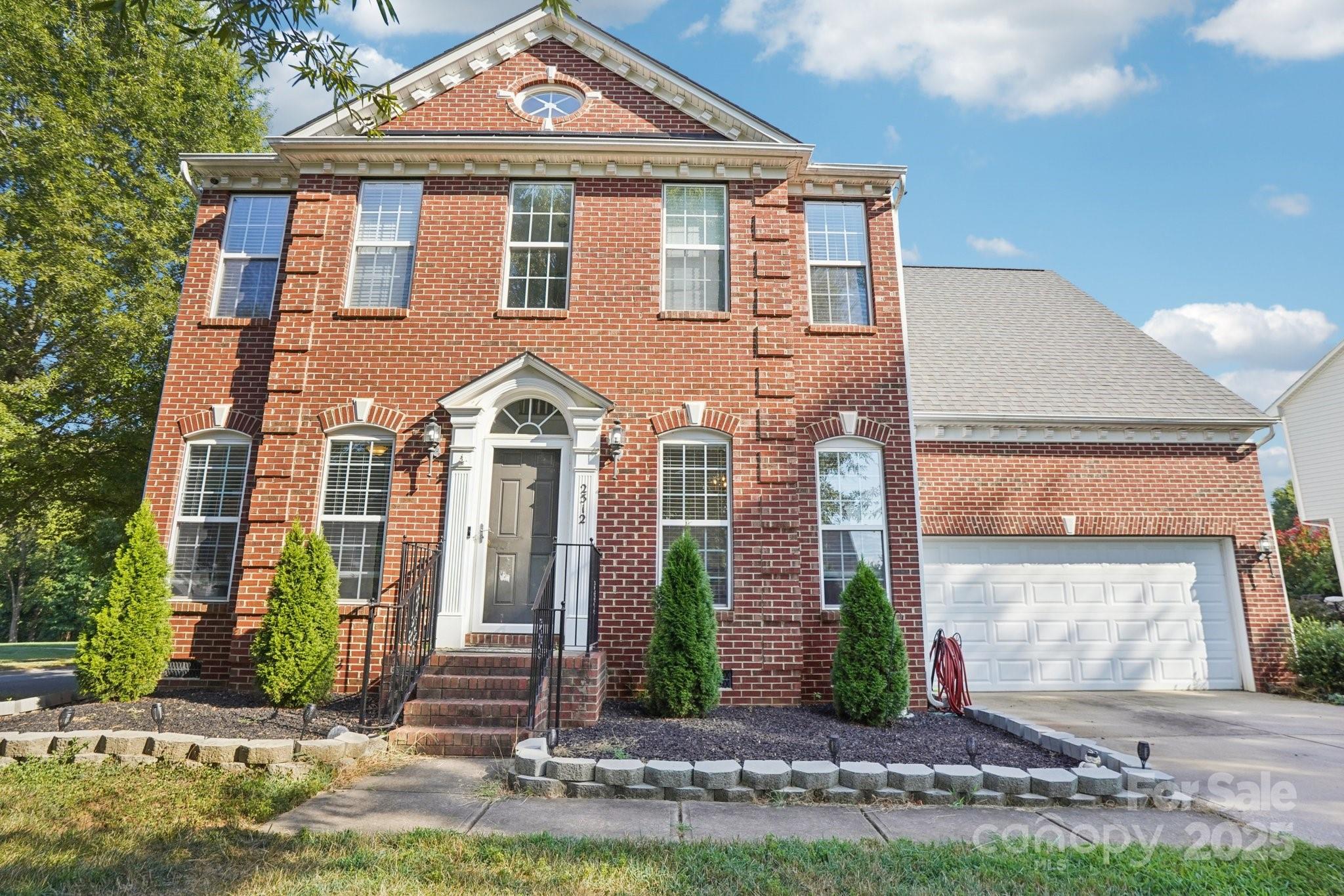 2512 Holly Oak Lane