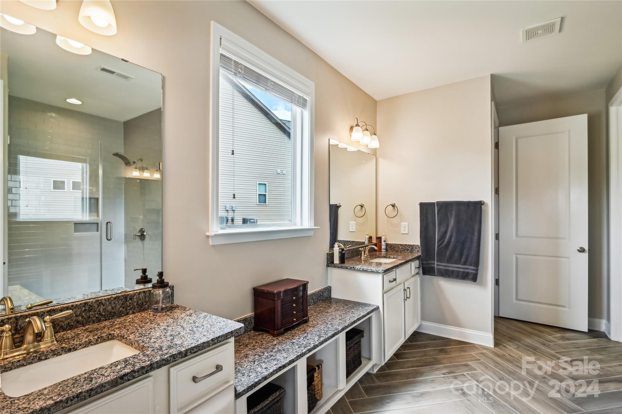 Wellington Chase - Residential