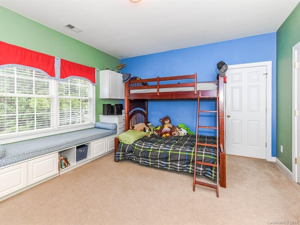 Lake Shore - Residential