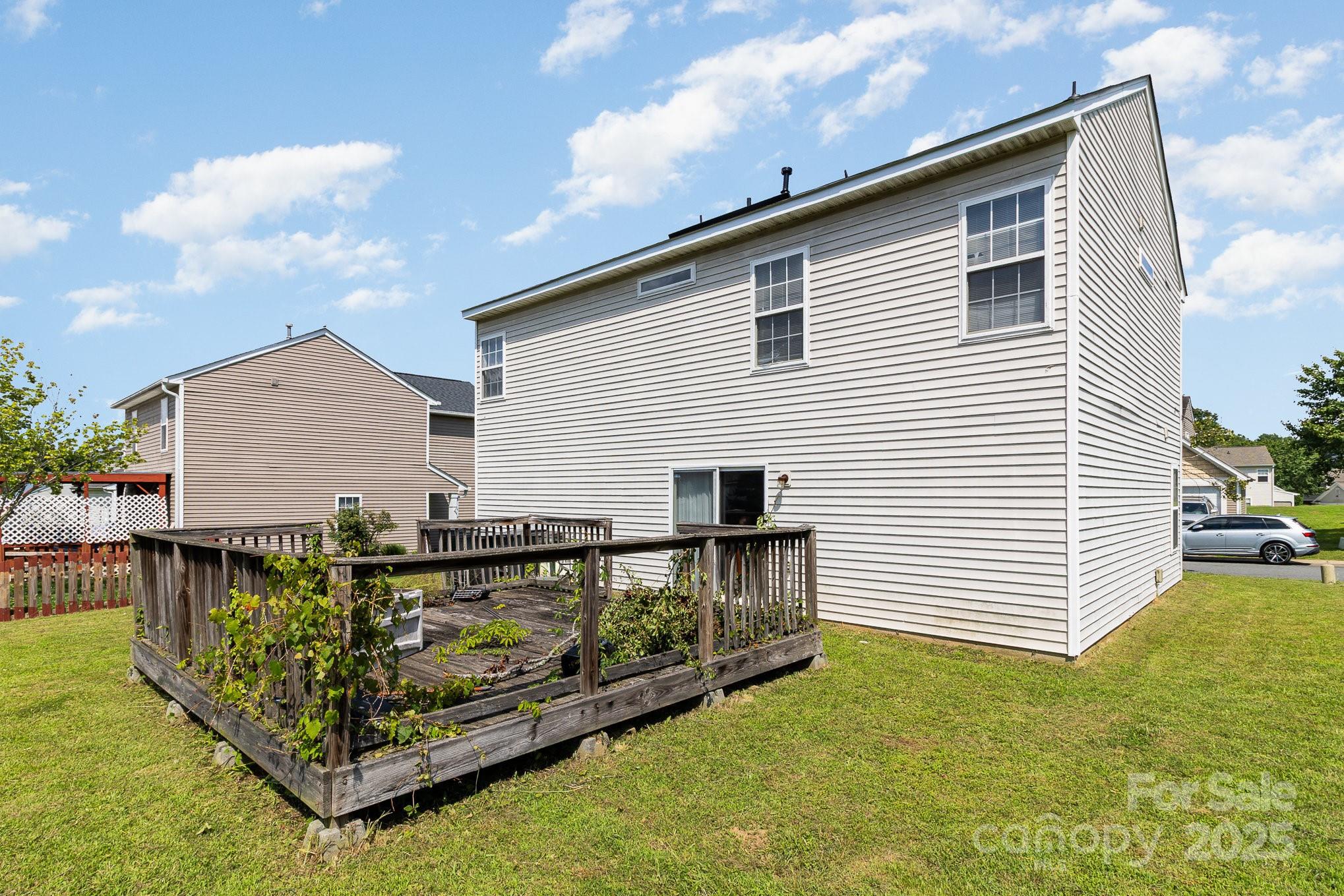 726 Aberdeen Glen Place