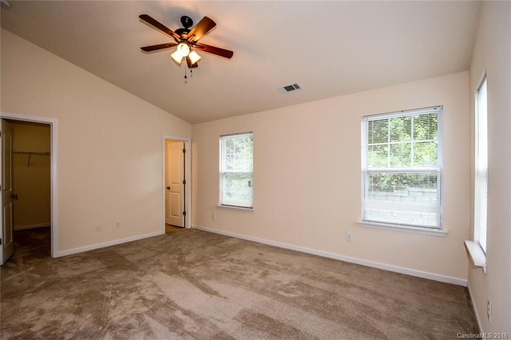 Woodburn Crossing - Residential Lease