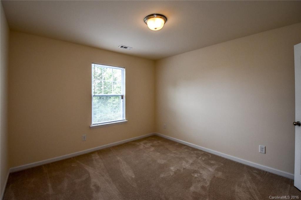 Woodburn Crossing - Residential Lease