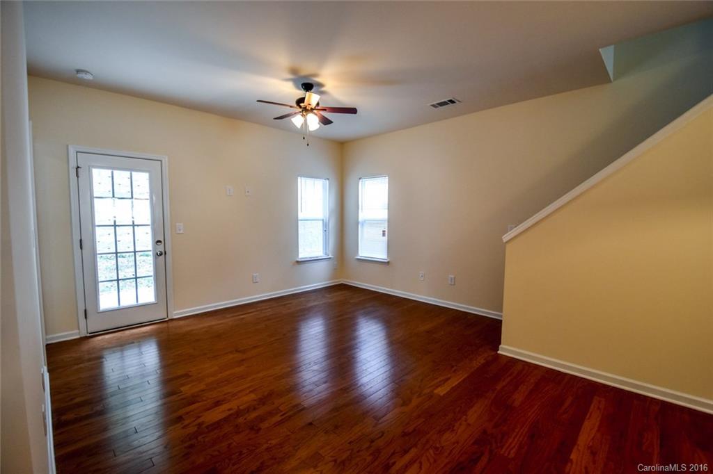 Woodburn Crossing - Residential Lease