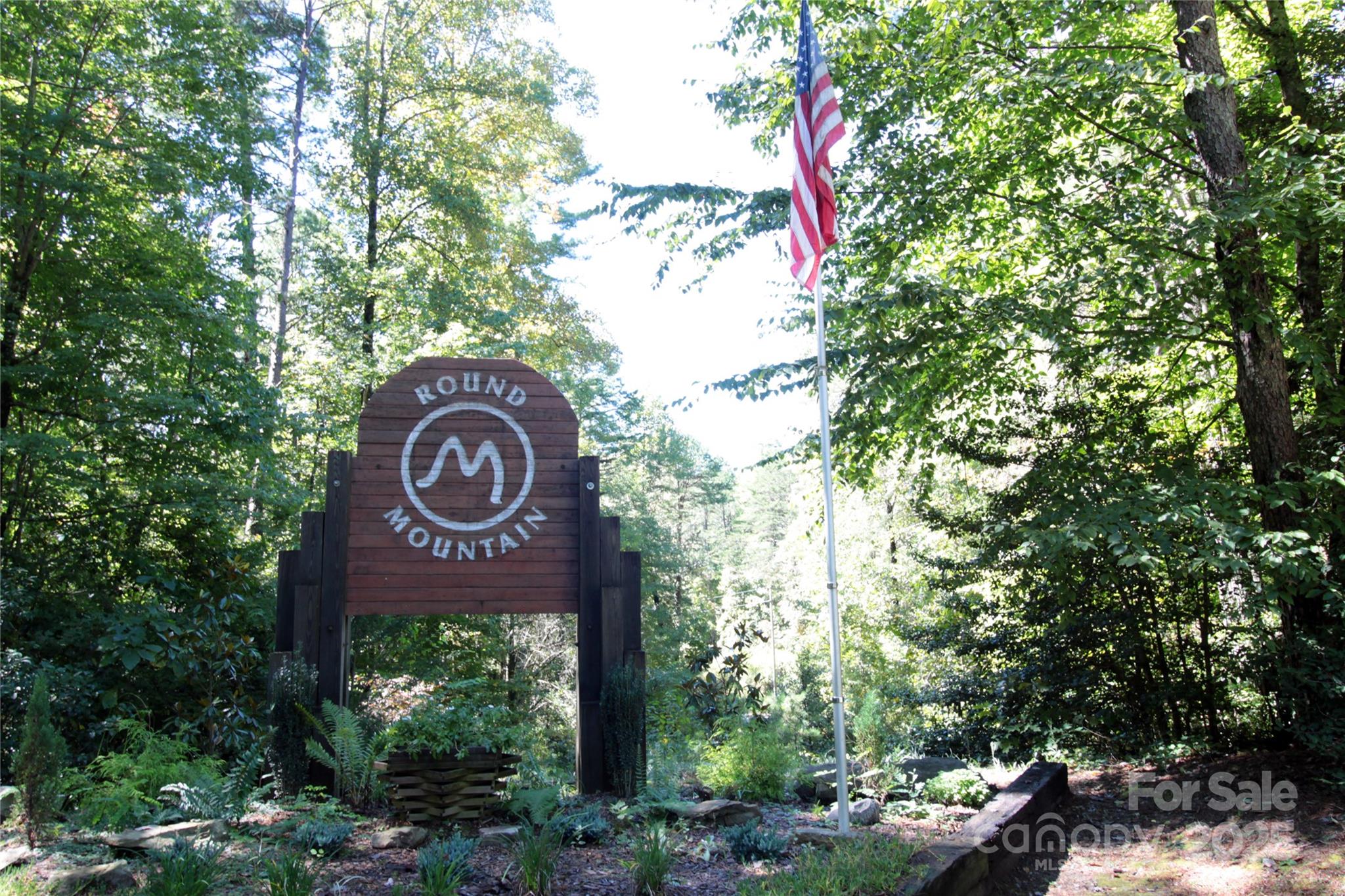 Round Mountain - Land