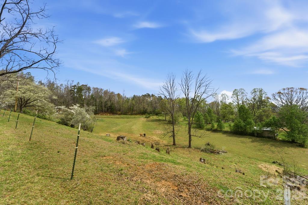 337 Town Mountain Road