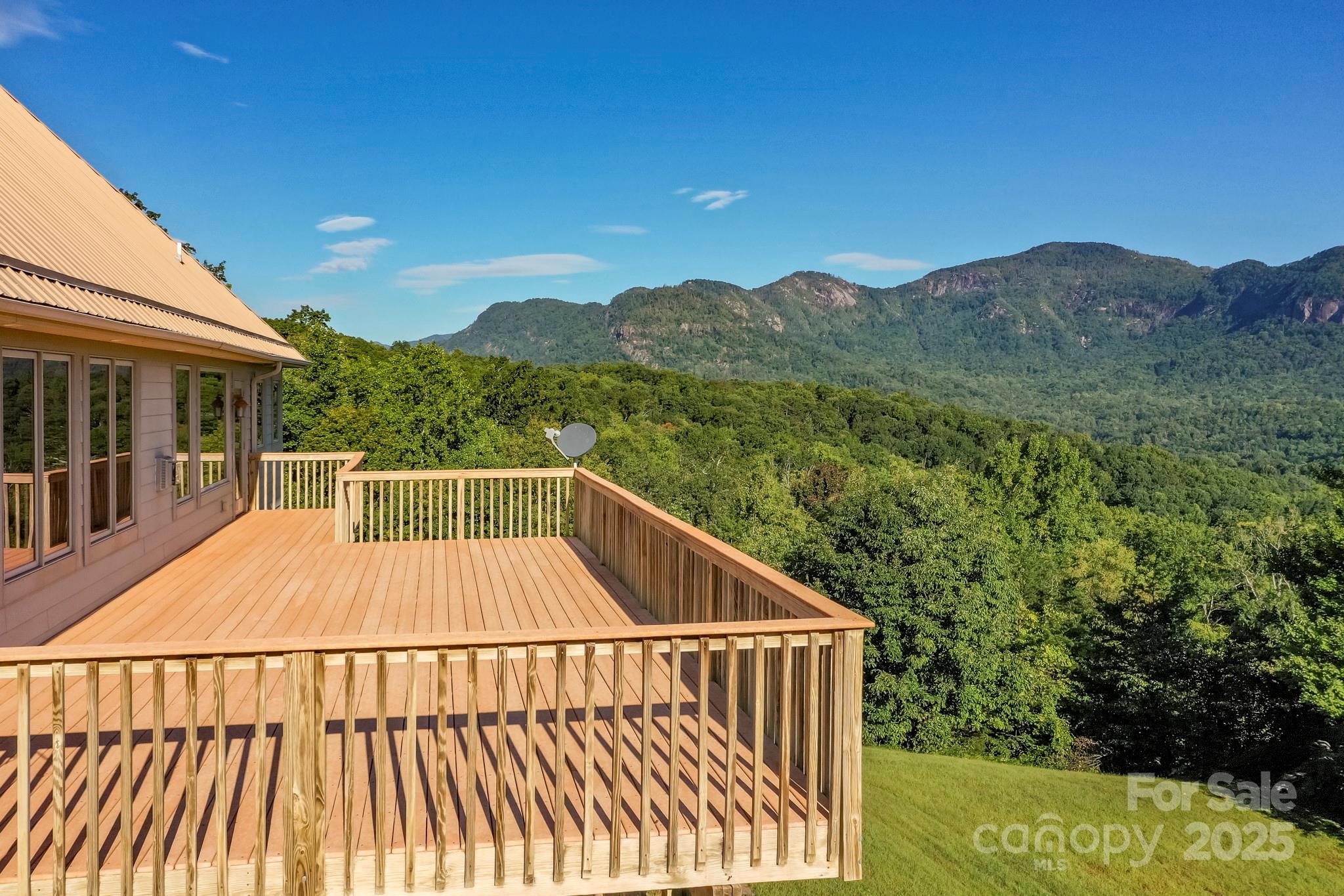 218 Clear Creek Trail