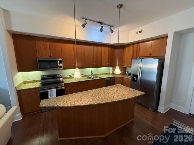 4620 Piedmont Row Drive W 402