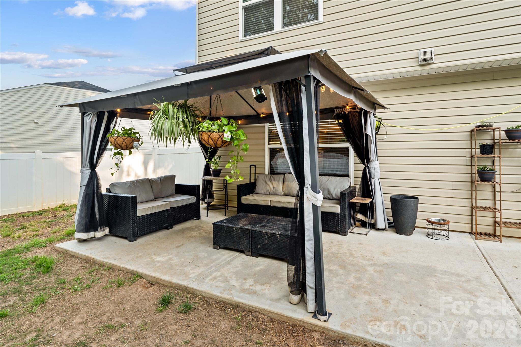 Lincoln Meadows - Residential