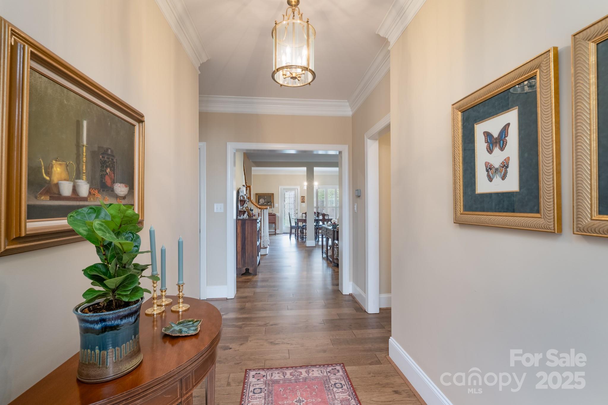 971 Blakeley Walk