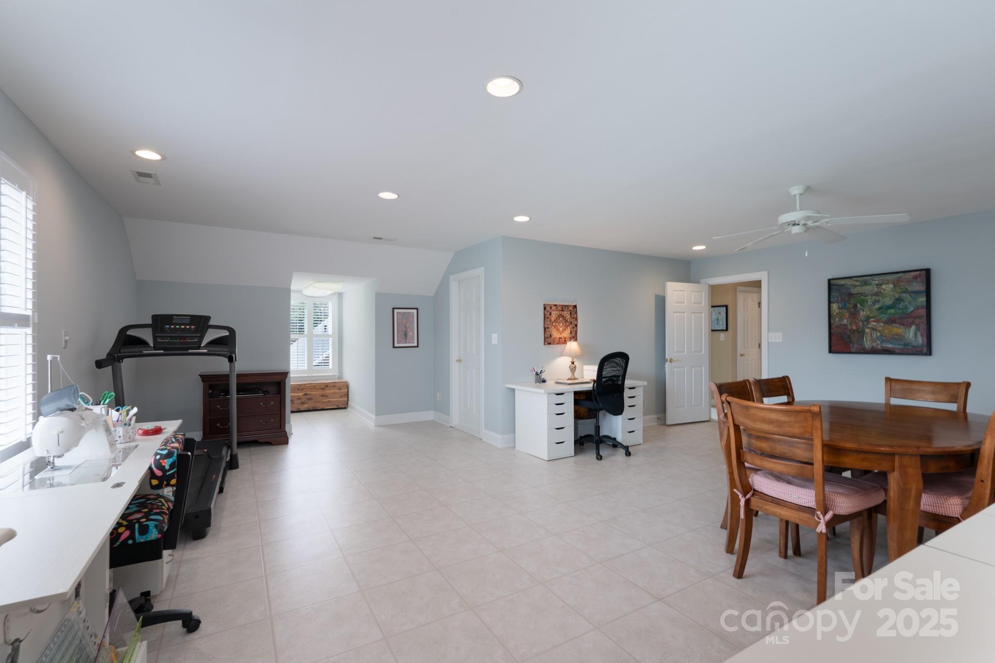 Laurel Creek - Residential