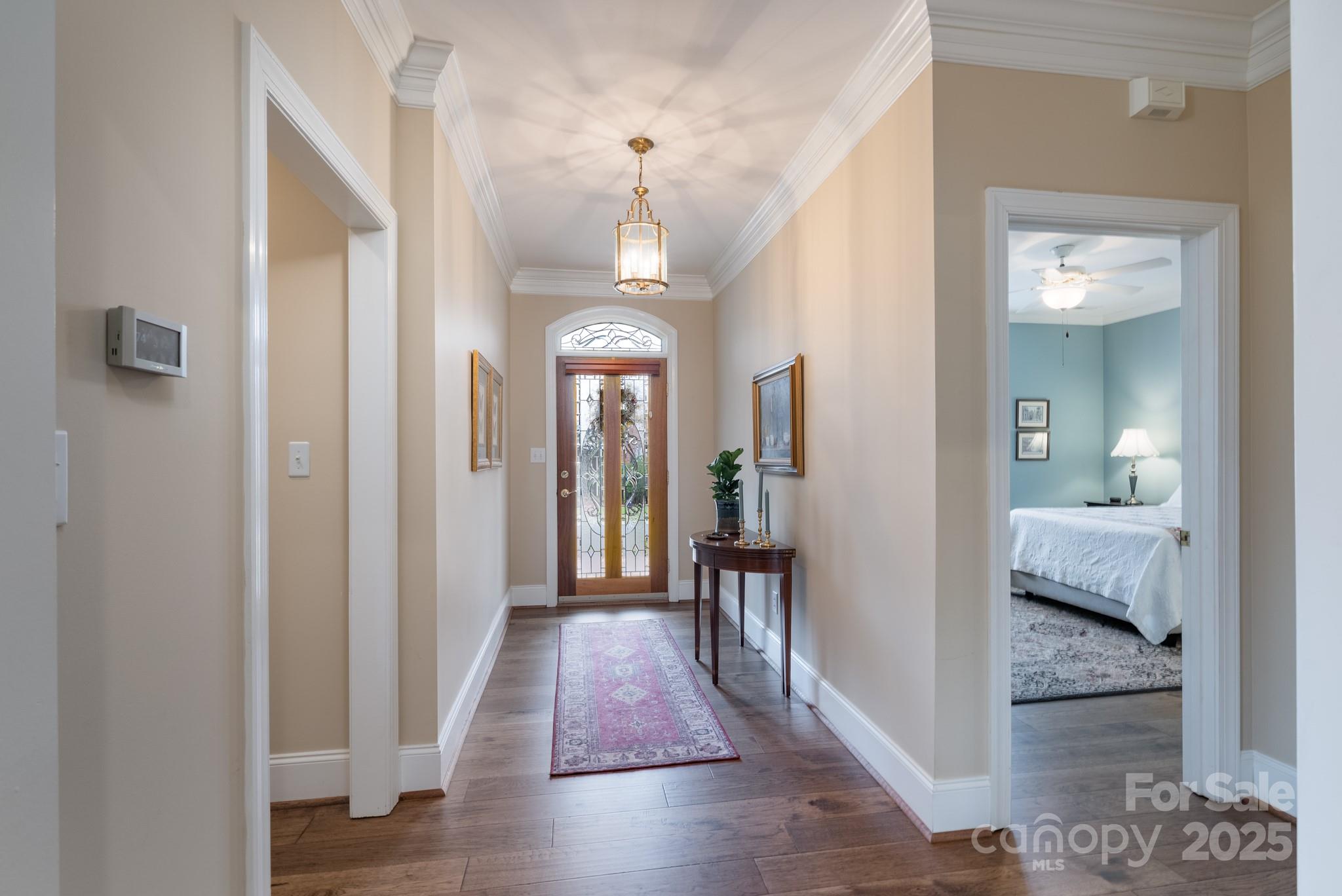 971 Blakeley Walk