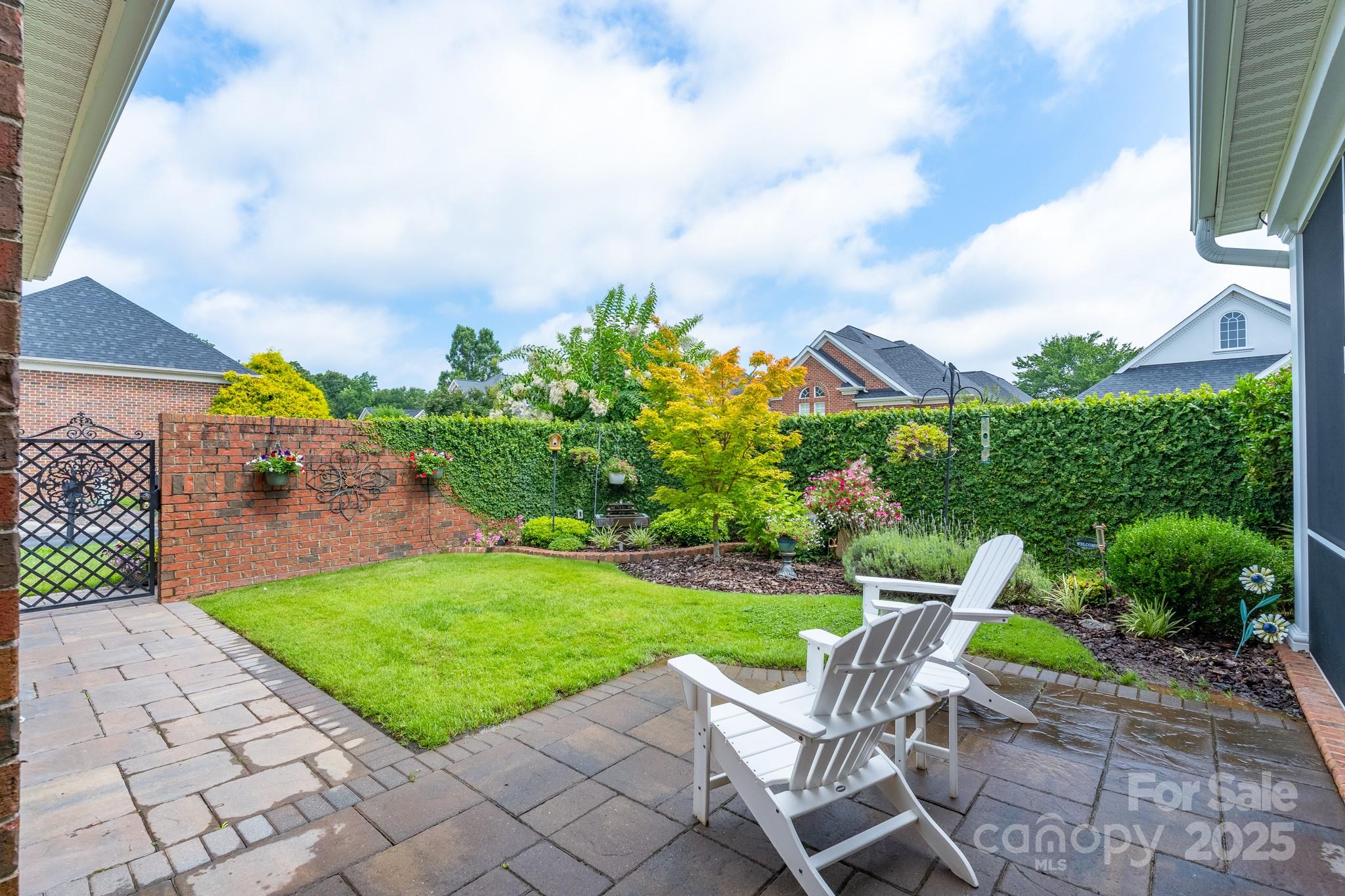 Laurel Creek - Residential