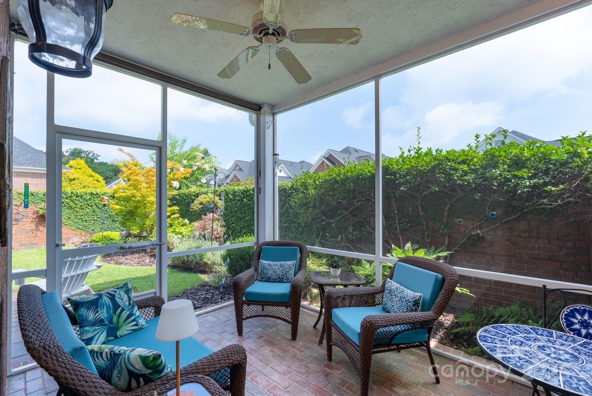 Laurel Creek - Residential