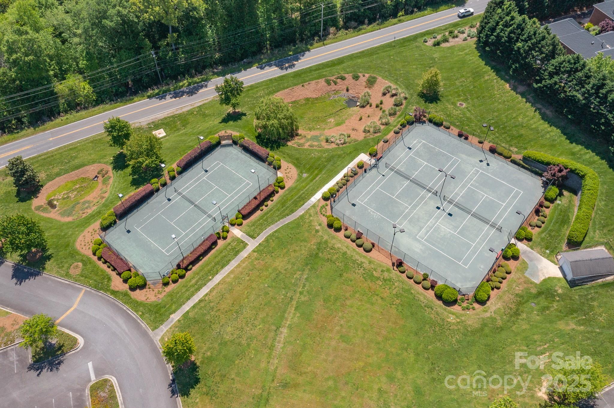 Laurel Creek - Residential