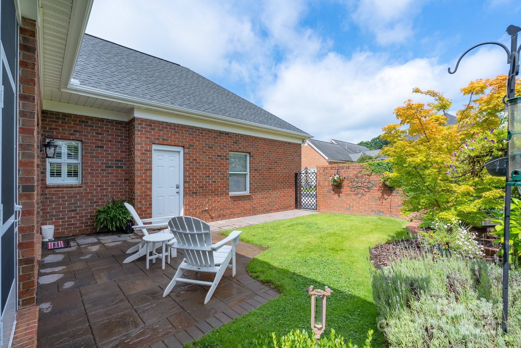 Laurel Creek - Residential