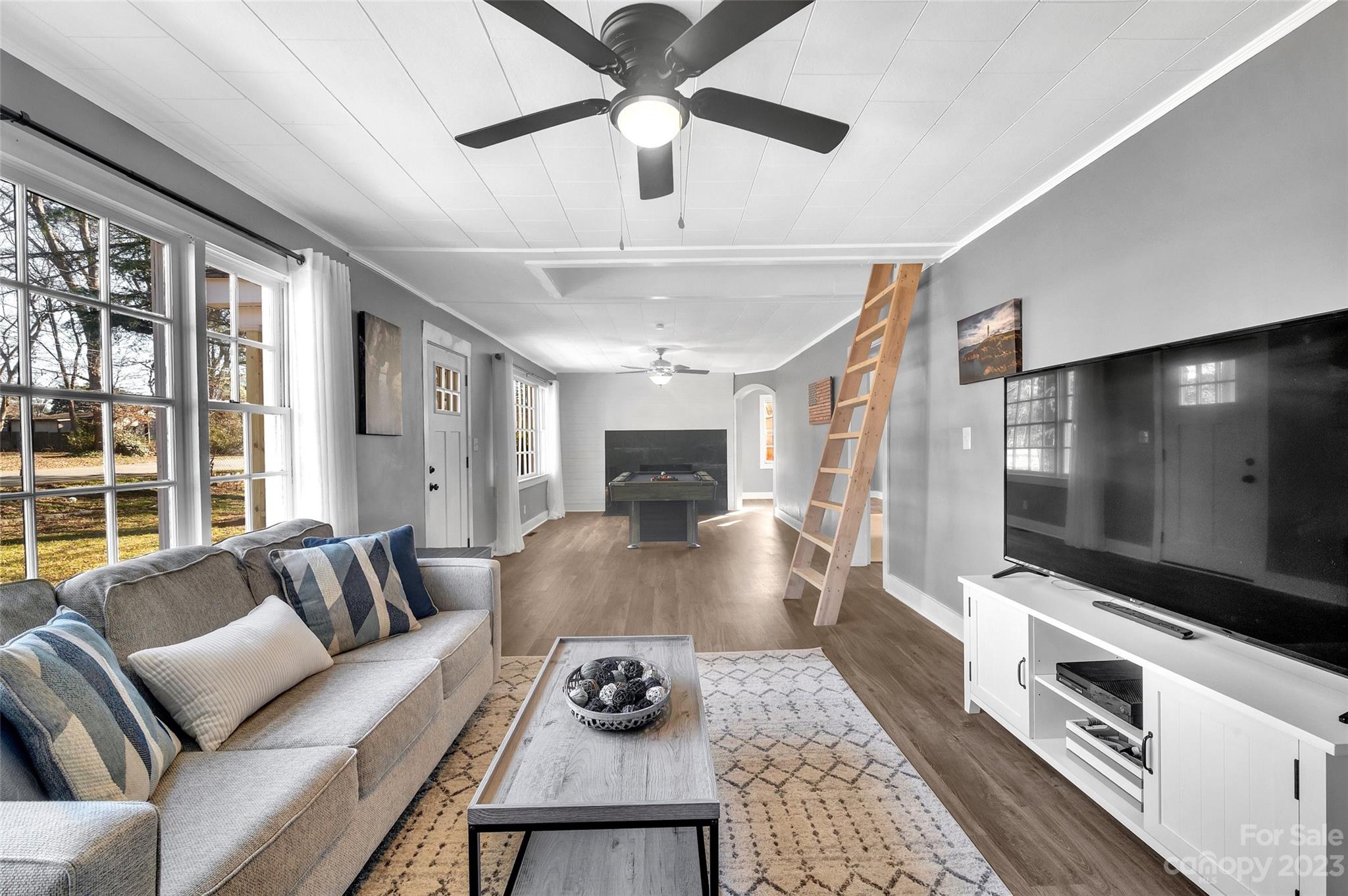 Moss Acres - Residential