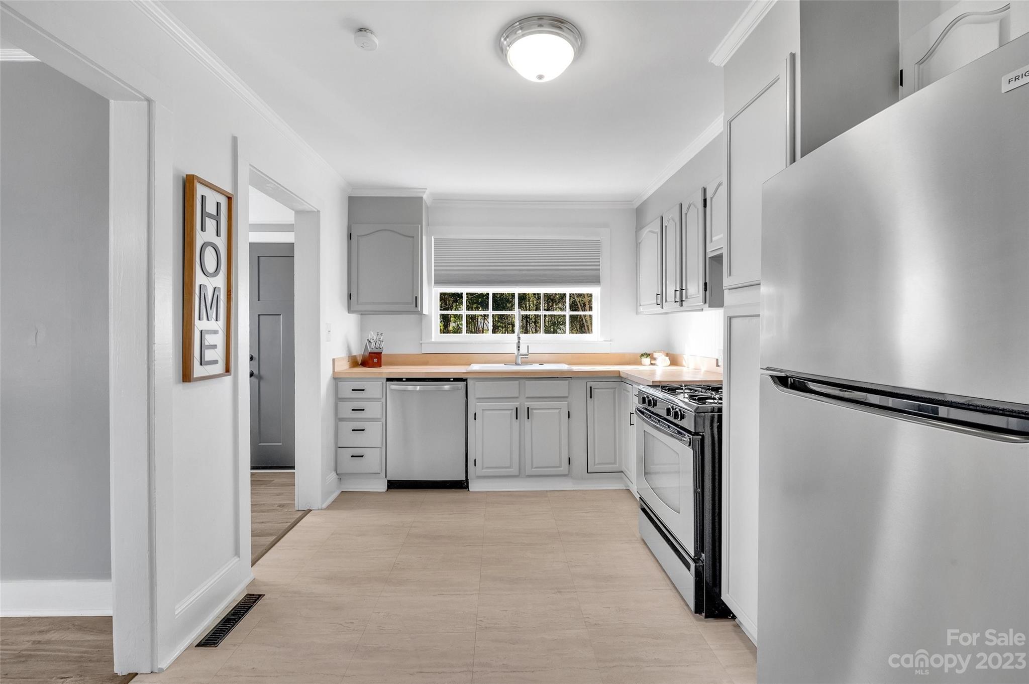 Moss Acres - Residential