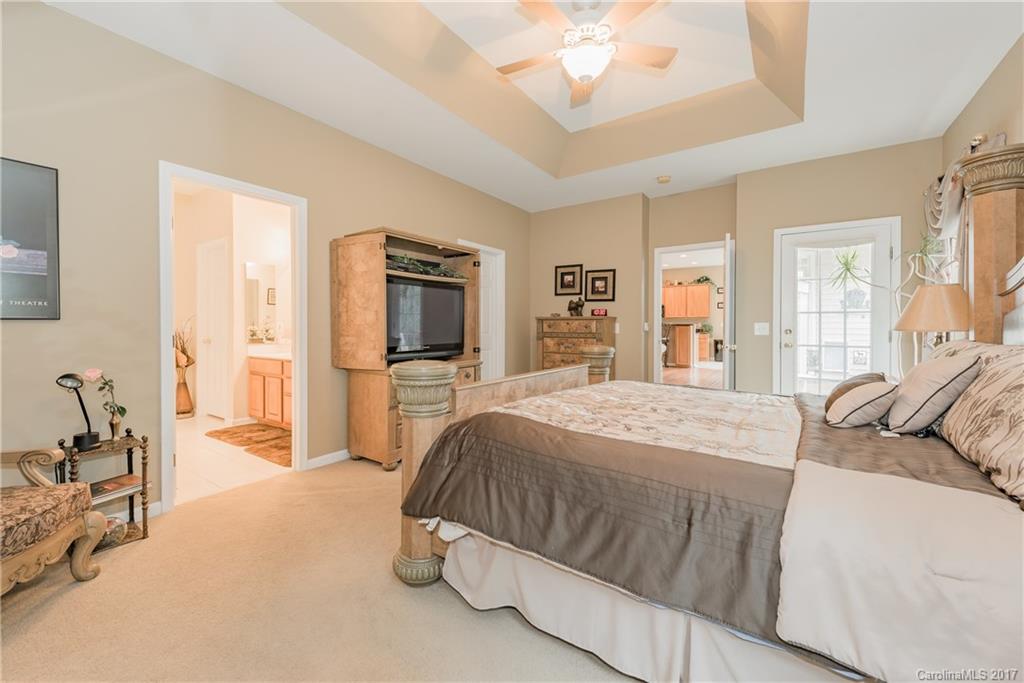 Autumn Cove At Lake Wylie - Residential