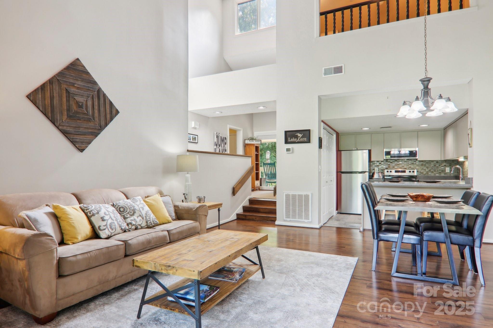 182 W Lake Drive S 1403