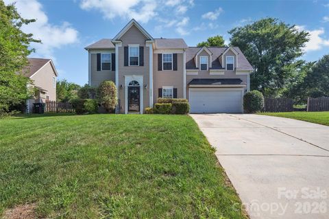 Photo of 12929 Beddingfield Drive, Charlotte, NC 28278 (MLS # 4389280)