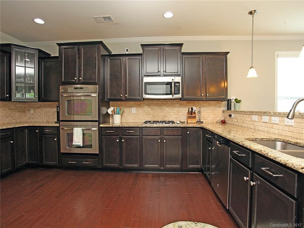 Lake Ridge - Residential