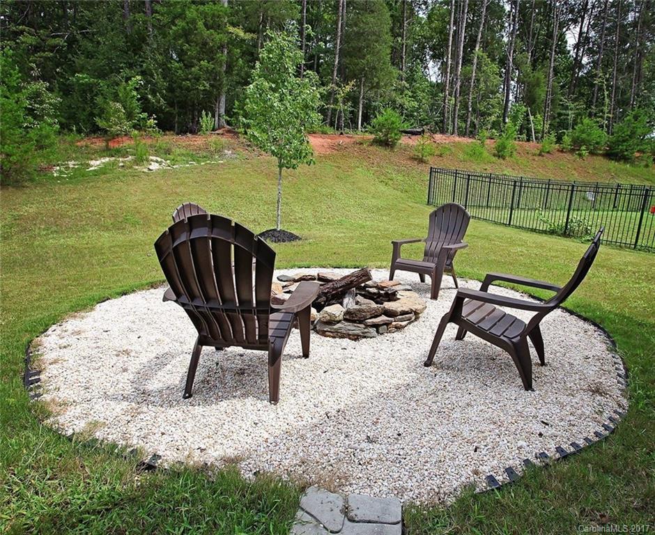 Lake Ridge - Residential