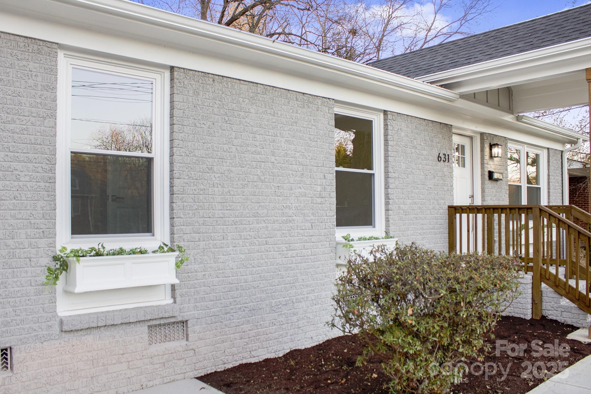 631 W Craighead Road