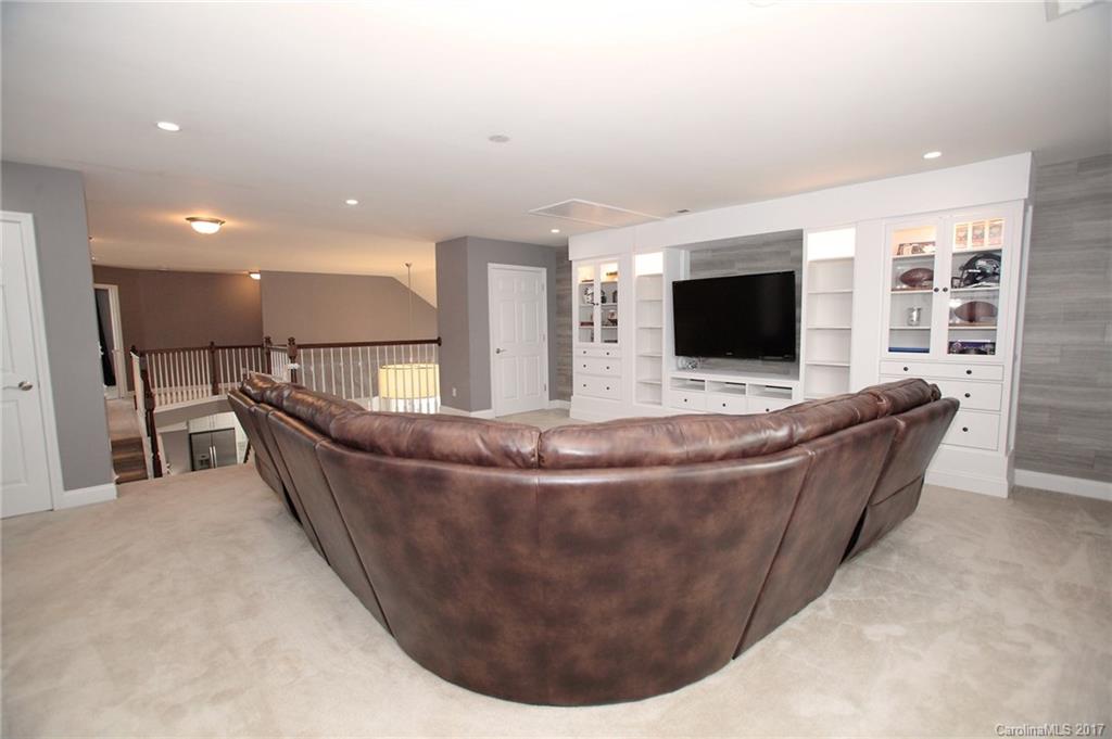 Lakeshore - Residential