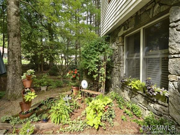 Kenwood Knoll - Residential