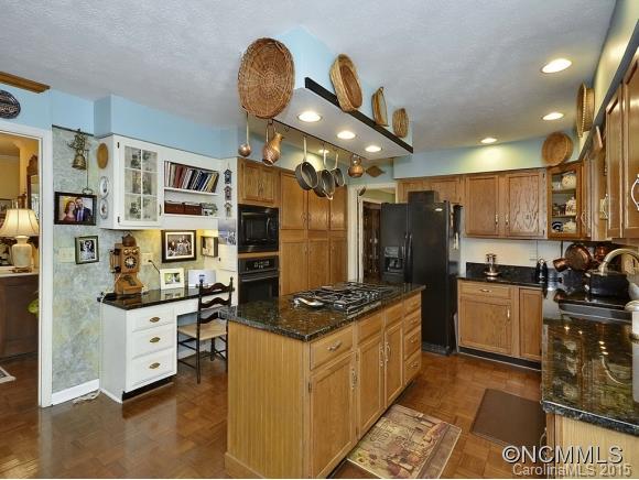 Kenwood Knoll - Residential