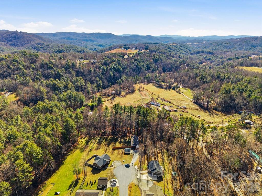 Honeycrisp - Residential