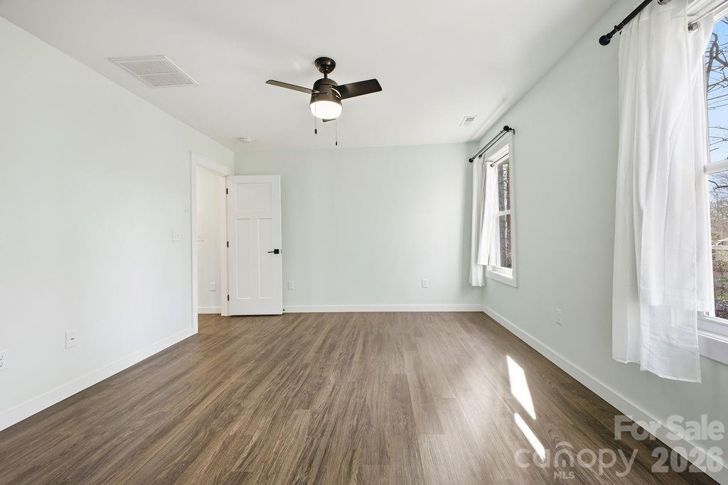 Honeycrisp - Residential