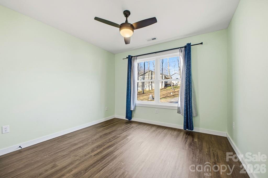 Honeycrisp - Residential