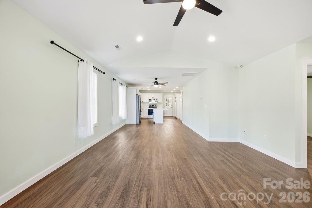 Honeycrisp - Residential