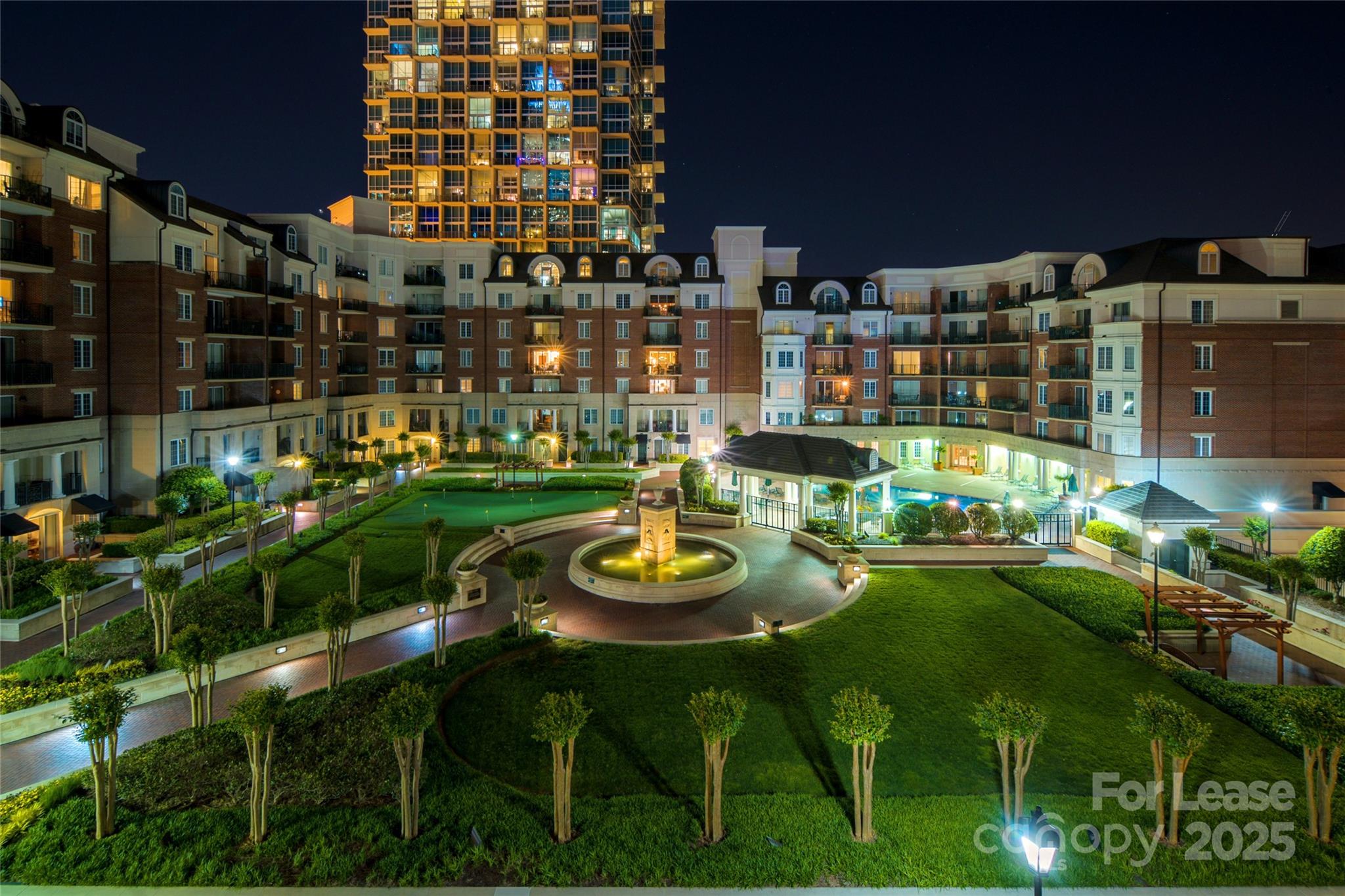 Fifth And Poplar - Residential Lease