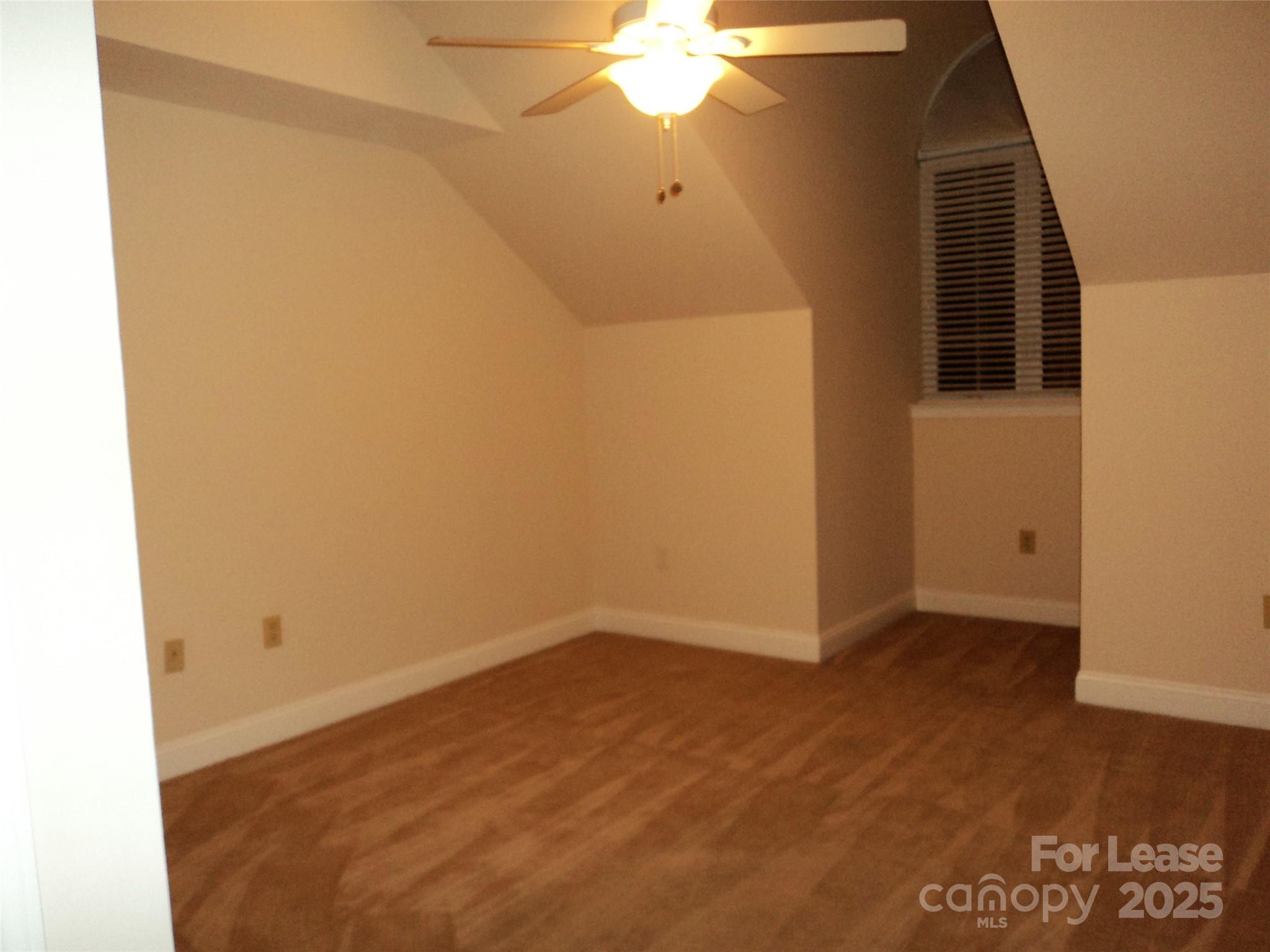 Fifth And Poplar - Residential Lease