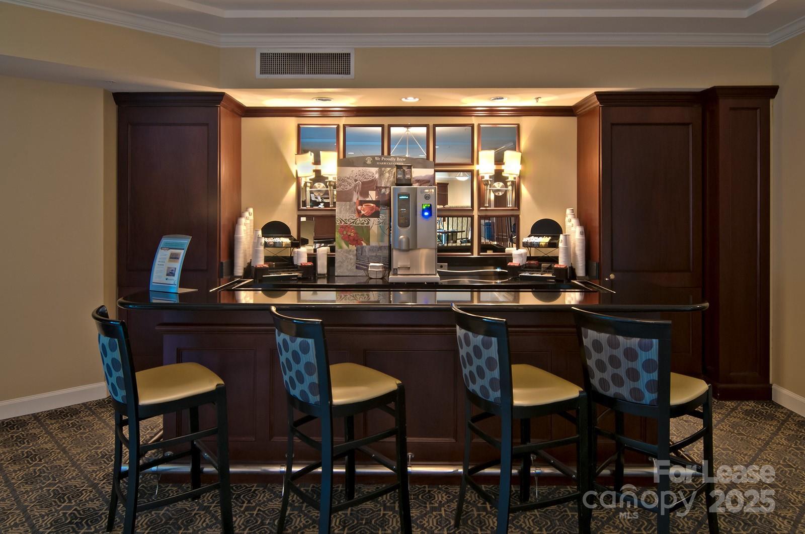 Fifth And Poplar - Residential Lease