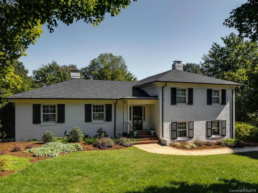 Charming home in Olde Foxcroft on over half an acre!  Wonderful floor plan perfect for entertaining.  Updates throughout including renovated kitchen w/ leathered granite, Walker Zanger subway tile & custom cabinets. Fabulous living rm w/ custom full inlay built-ins.  Incredible sunroom overlooking gorgeous backyard.  Dining rm w/ bay window & shutters. Renovated master bathroom w/ calcutta marble.  Downstairs den w/ wet bar.  Playroom could be an office or 4th bedrm.  This home is a joy to show.