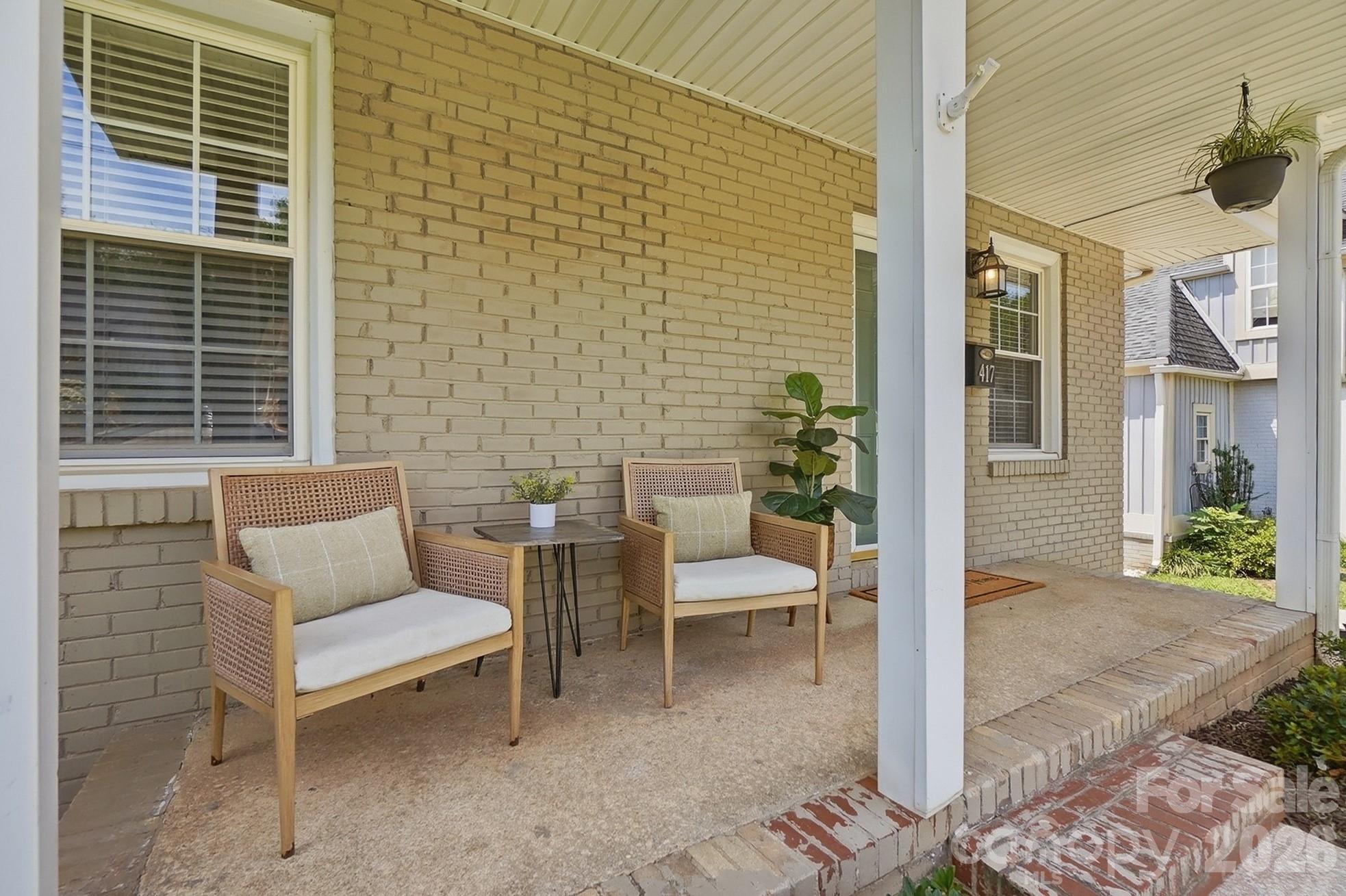 417 Woodvale Place