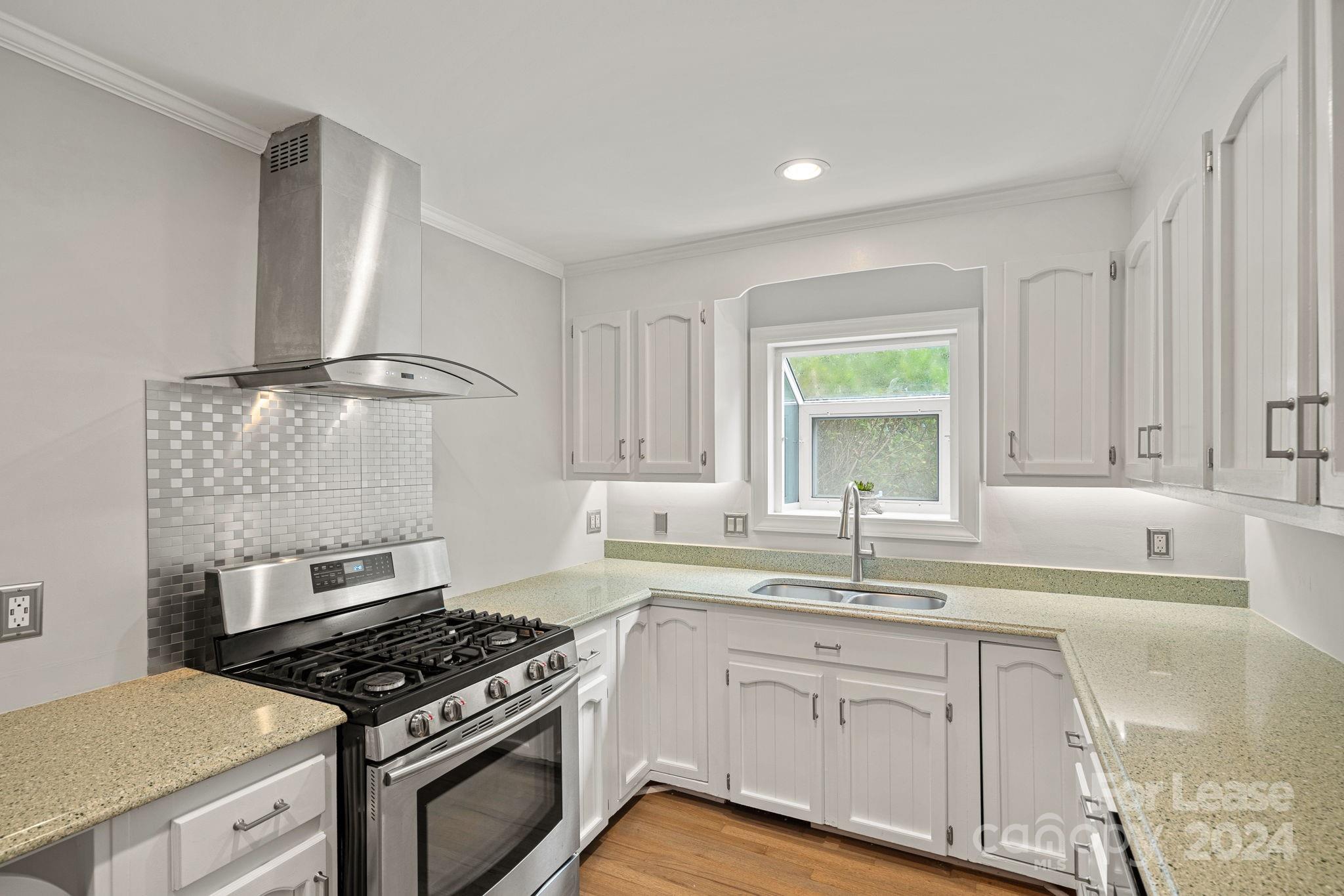 River Hills - Residential Lease