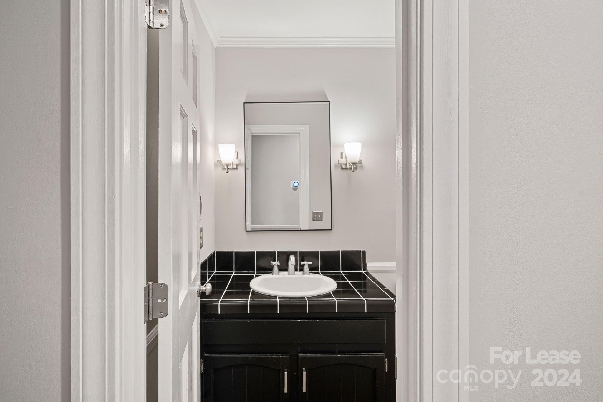 River Hills - Residential Lease