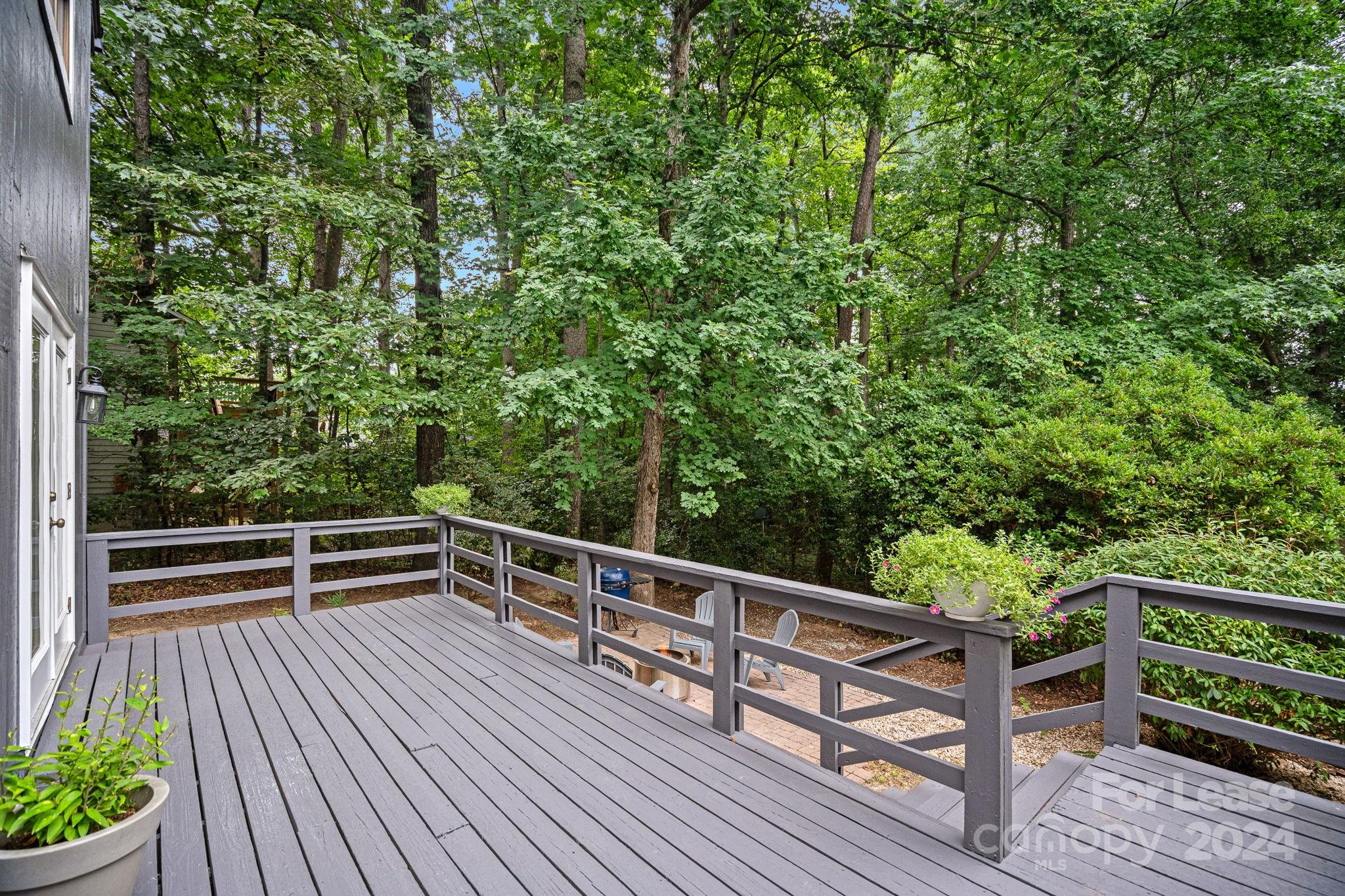 River Hills - Residential Lease