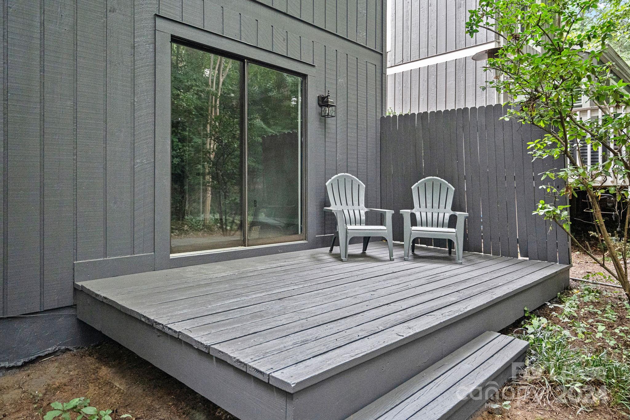 River Hills - Residential Lease