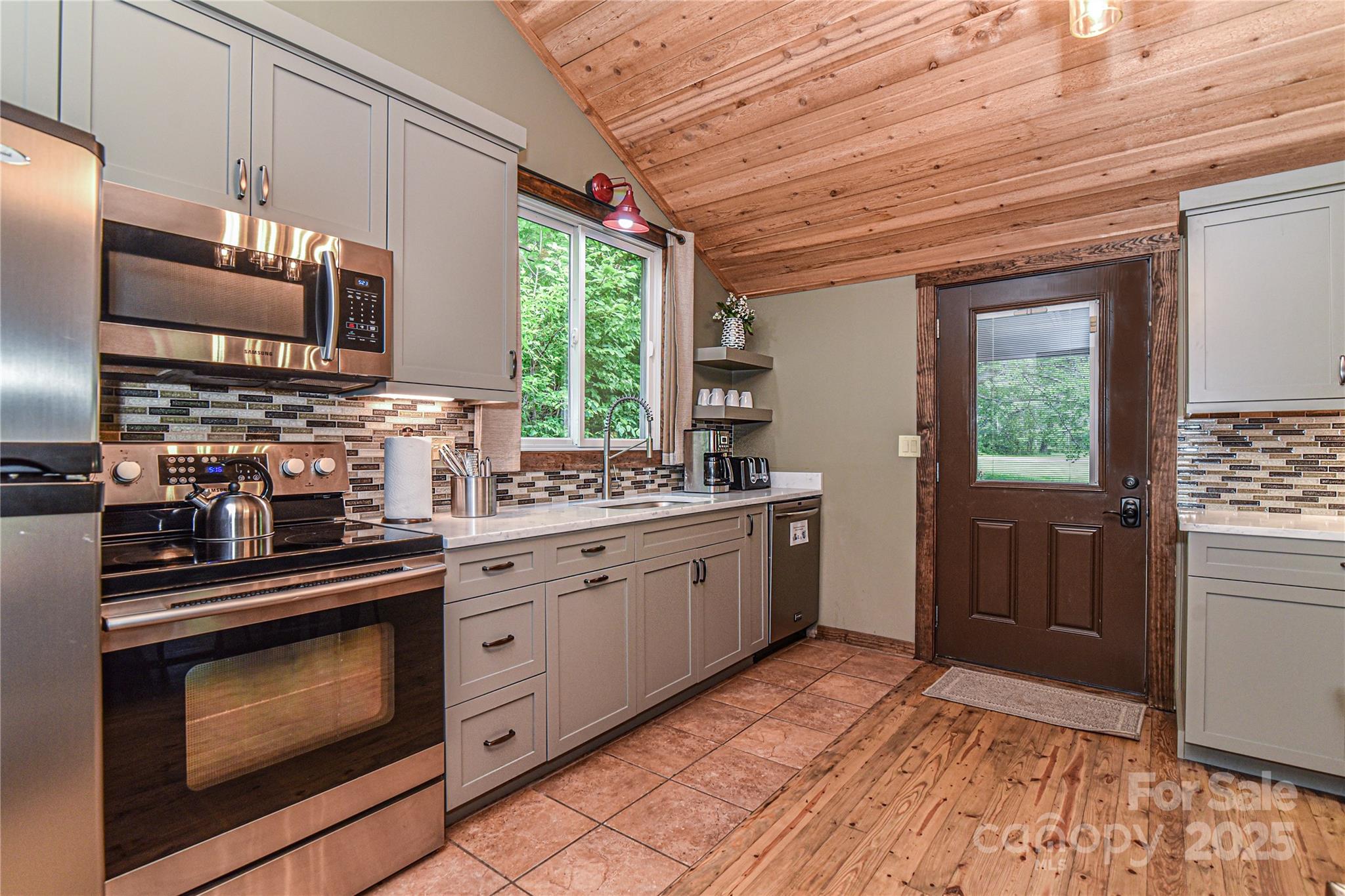 30 Creek Bend Lane