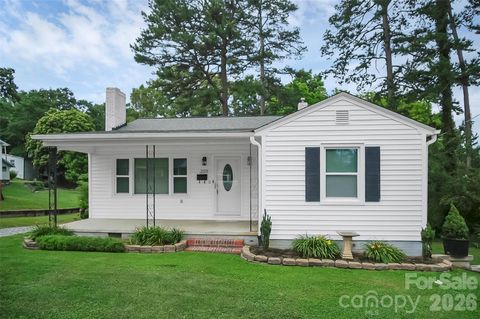 Photo of 2108 Twin Avenue, Gastonia, NC 28052 (MLS # 4352379)