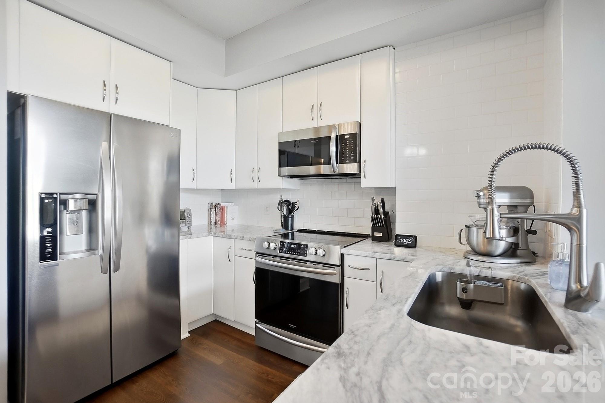 Latta Pavilion - Residential